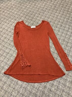 Pink Republic Rust Burnt Orange Lace Sleeve Long Sleeve Swing Top * Size XS